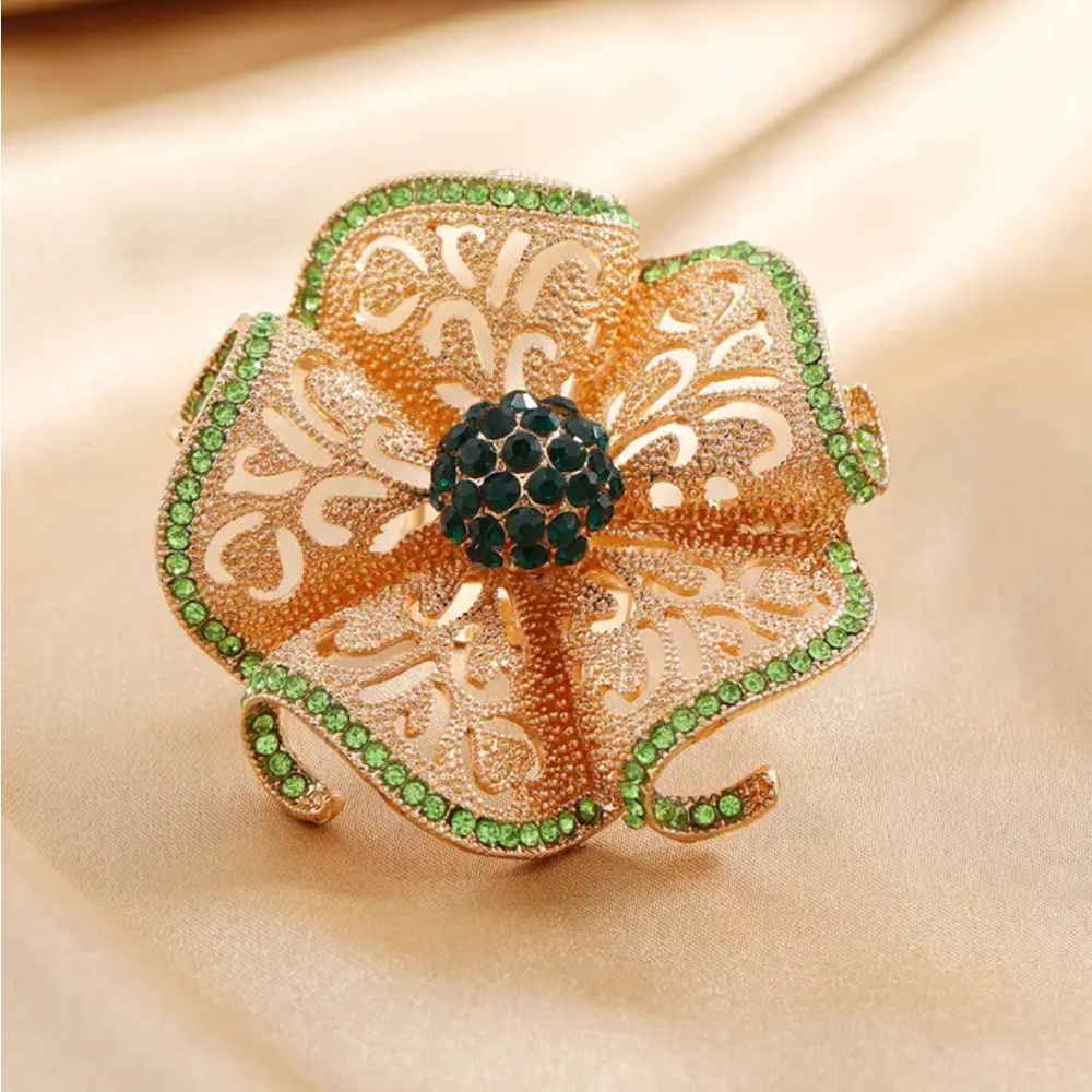 Oversized Geometric Solid Flower Ring Adjustable  Fashion green stone #171
